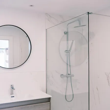 The - Vut6445as شقة *